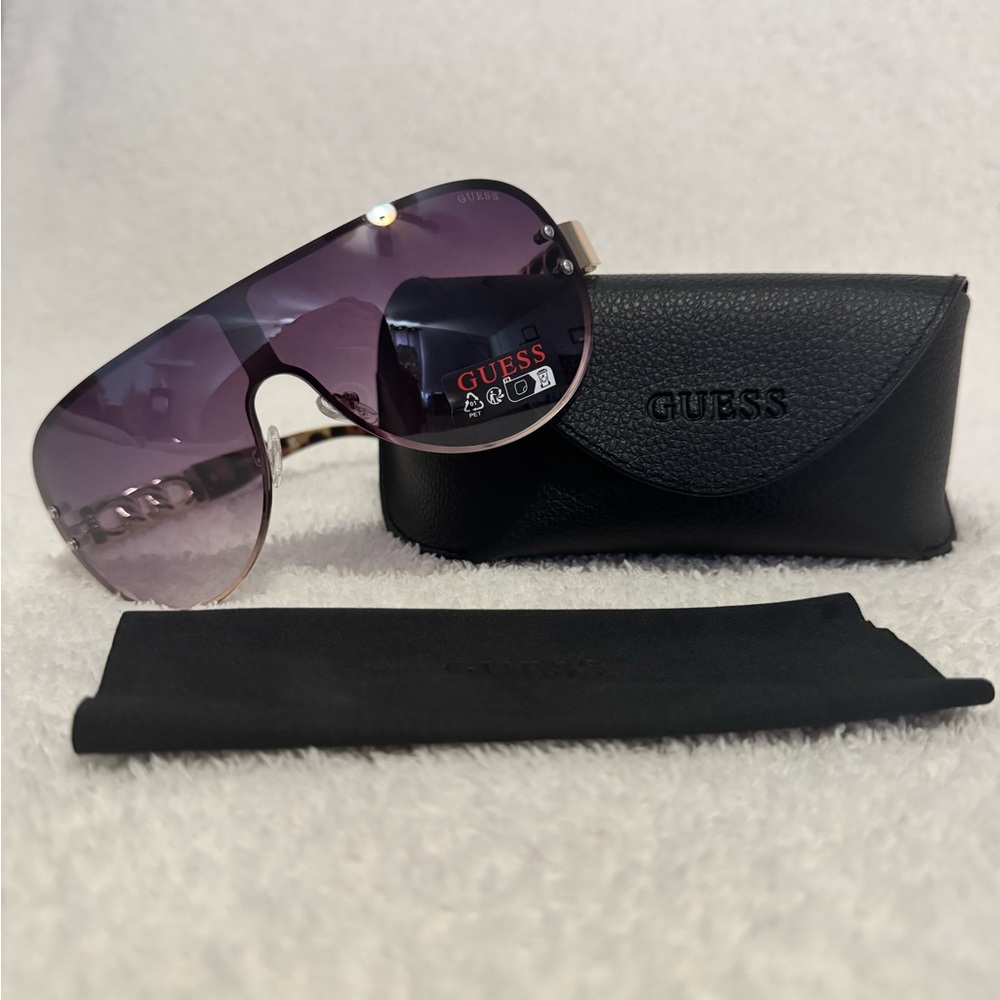 GUESS Smoke Shield Ladies Sunglasses